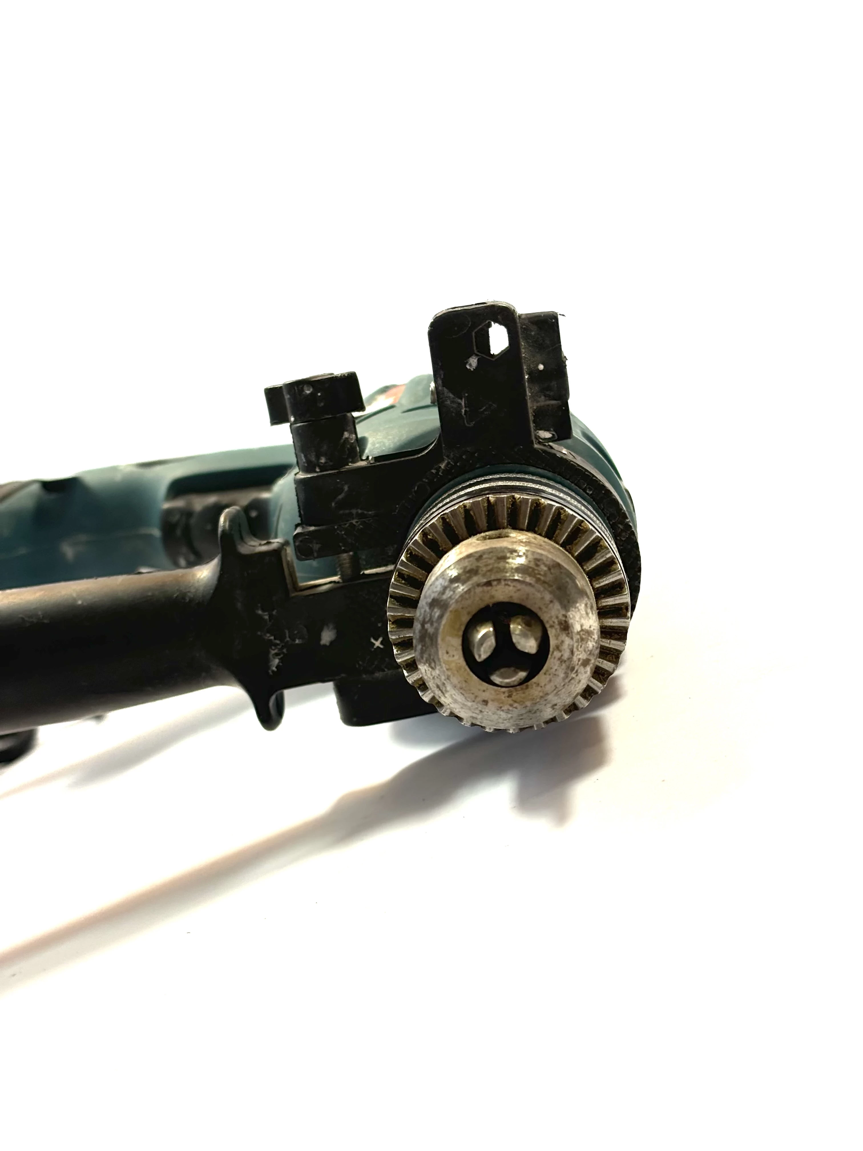 wiertarka-makita-pa6-gf30-waga-wiertarki-1