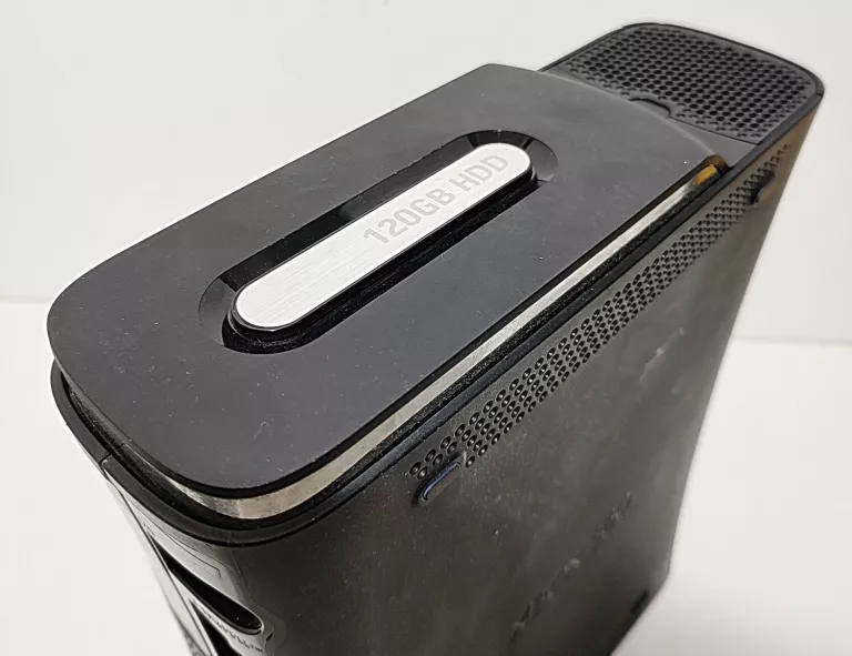 KONSOLA XBOX 360 120GB HDD + ZASILACZ + PAD