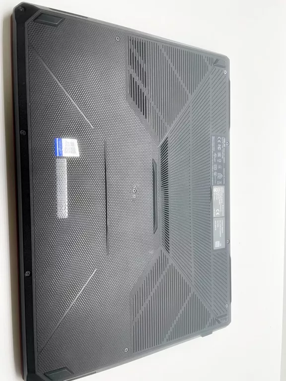 LAPTOP LAPTOP ASUS TUF GAMING FX505DY 15,6 " AMD RYZEN 5 8 GB / 512 GB