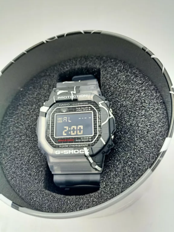 ZEGAREK CASIO G-SHOCK DW-5000SS-1ER