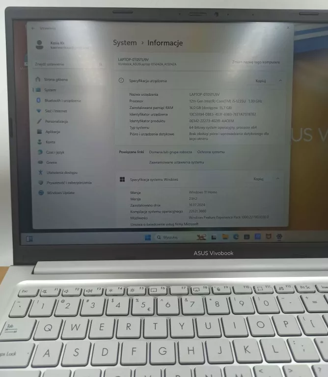 LAPTOP ASUS VIVOBOOK A1504ZA-BQ741W 15,6 ", I5, 16 GB/512 GB KOMPLET
