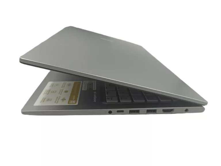 LAPTOP ASUS VIVOBOOK A1504ZA-BQ741W 15,6 ", I5, 16 GB/512 GB KOMPLET