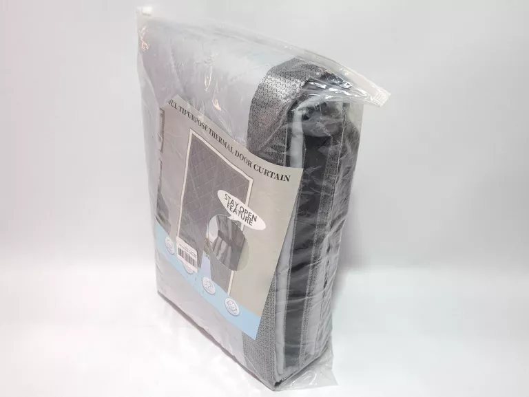 kurtyna-zaslona-termiczna-na-magnes-do-drzwi-90cm-x-200cm-stan-powystawowy