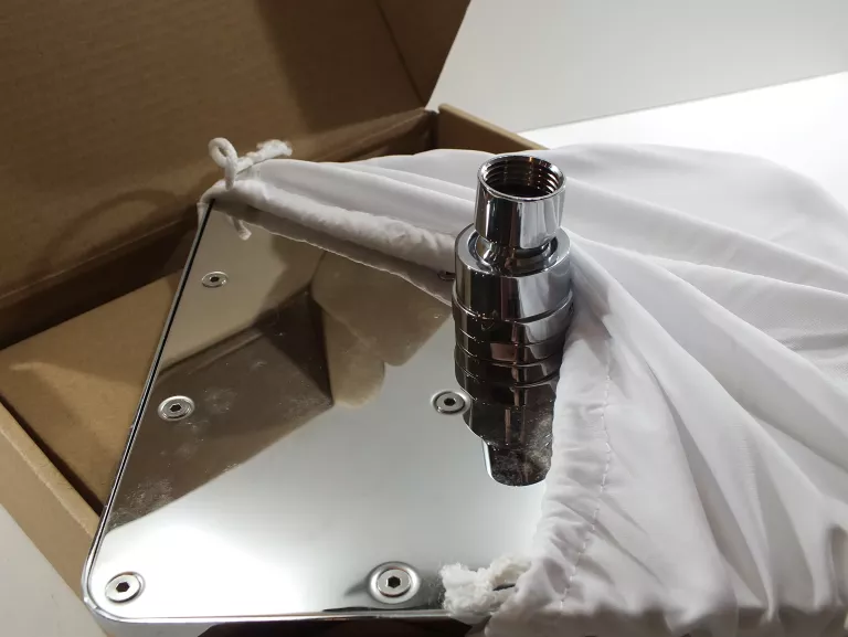 IDEAL STANDARD DESZCZOWNICA RAIN CUBE 20X20