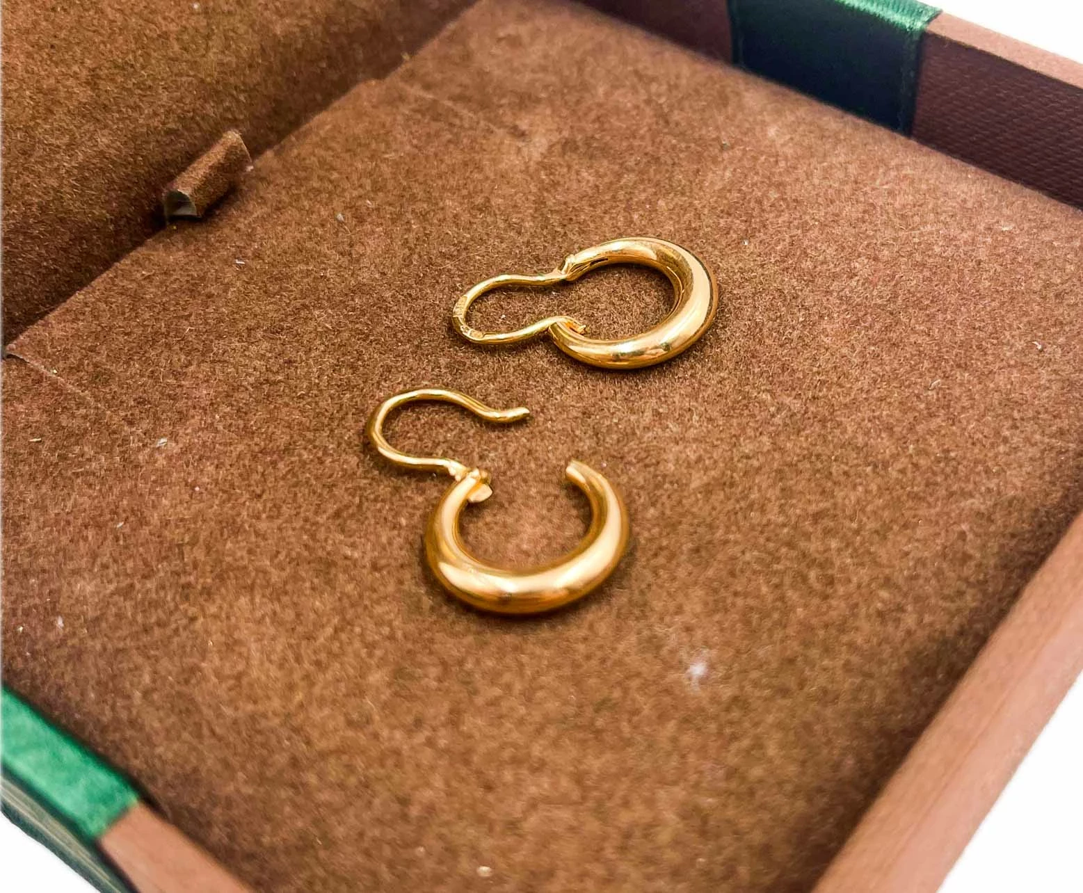 zlote-kolczyki-p585-w26g-o1cm-d2cm-ean-gtin-5906952400620