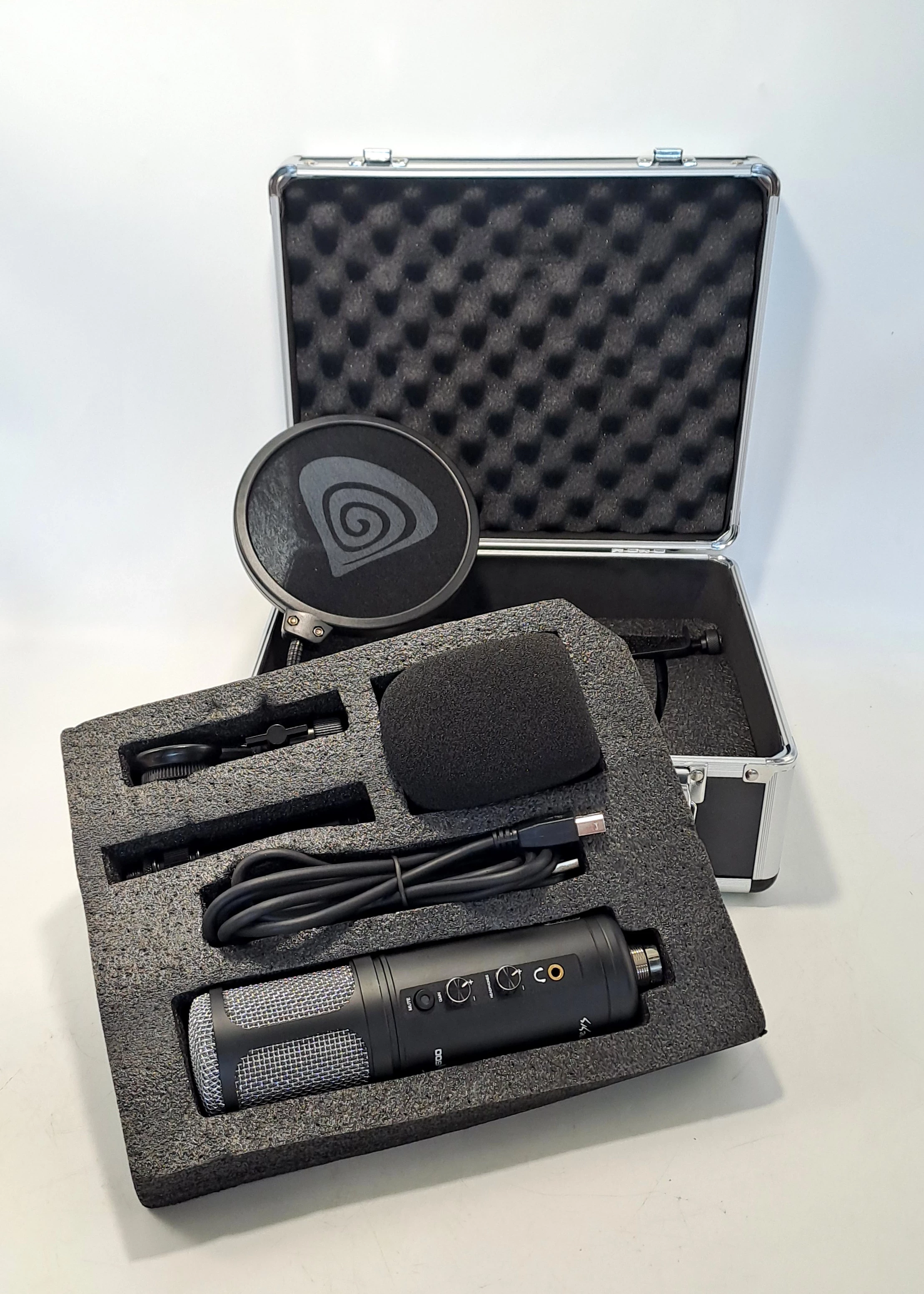 mikrofon-studyjny-genesis-radium-600-streaming-koscielna-27a-gryfino-green