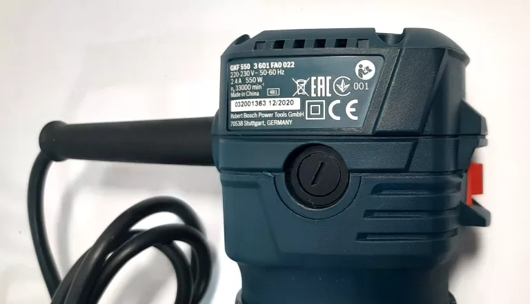 frezarka-bosch-professional-gkf-550-kpl-product-id-73663e3d-f6c3-4612-ab51-0d2562349235