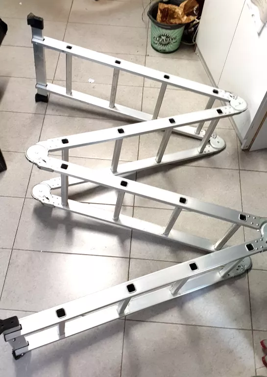 DRABINA SKŁADANA PRZEGUBOWA 4X4 SZCZEBLE 5M+ 2 PLATFORMY ROBOCZE 90 I118CM