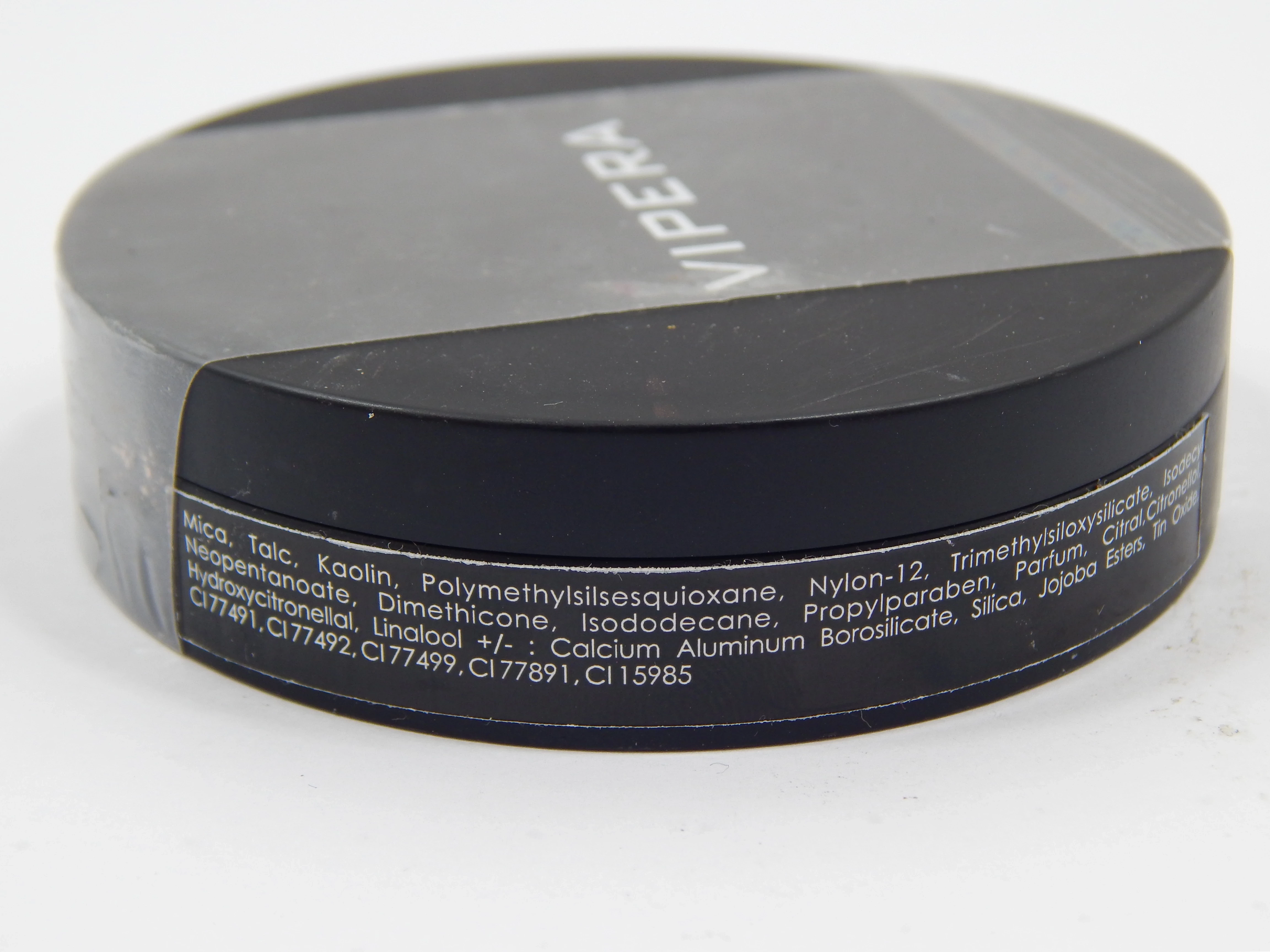 puder-w-kamieniu-vipera-marka-vipera