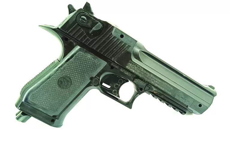 PISTOLET MAGNUM ''BABY'' DESERT EAGLE