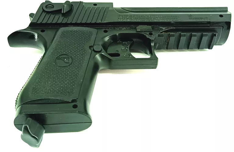 PISTOLET MAGNUM ''BABY'' DESERT EAGLE