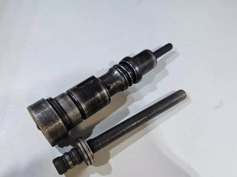 OSADZAK DO GWOŹDZI HILTI DX 450 + WALIZKA