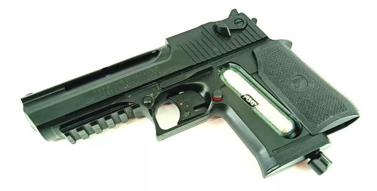 PISTOLET MAGNUM ''BABY'' DESERT EAGLE