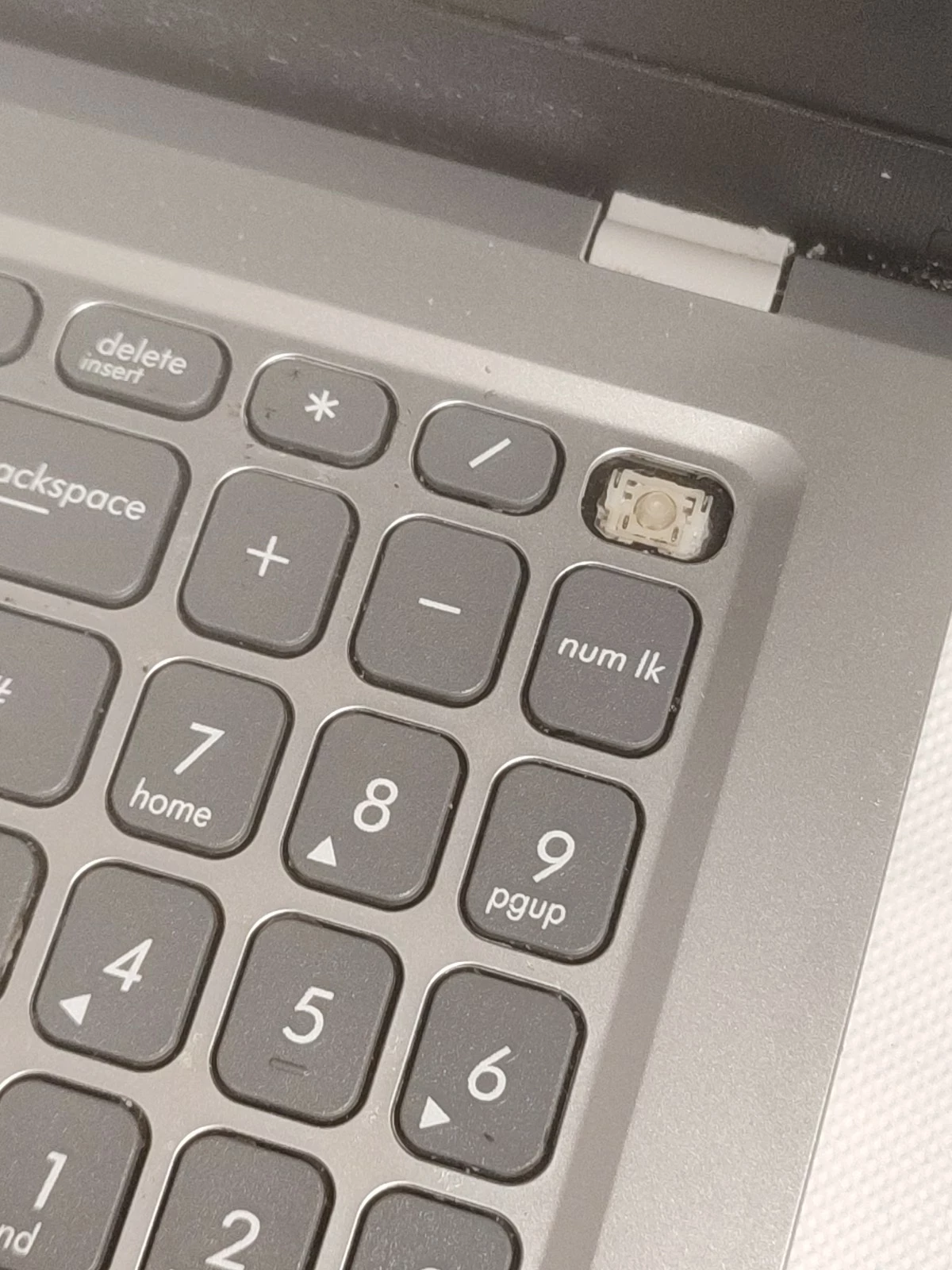 laptop-asus-x515j-uklad-klawiatury-us-international-qwerty