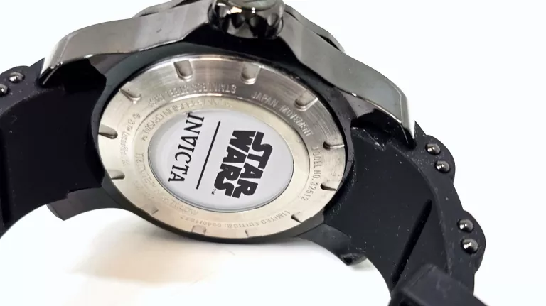 ZEGAREK MĘSKI INVICTA STAR WARS DARTH VADER