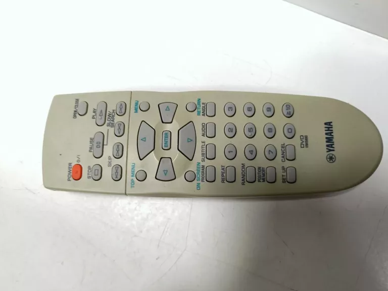 amplituner-rx-n600-yamaha-pilot-marka-yamaha