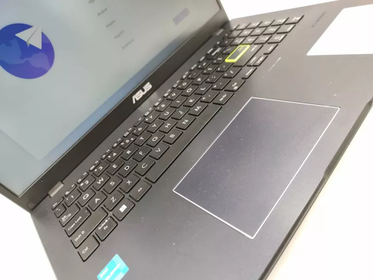 LAPTOP ASUS E510/INTEL C 4500, 4GB RAM