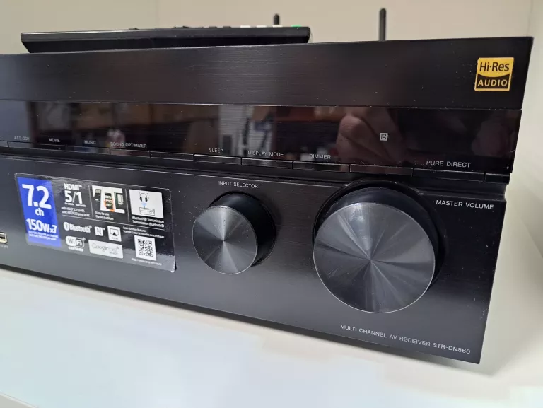 AMPLITUNER SONY STR-DN860 + PILOT
