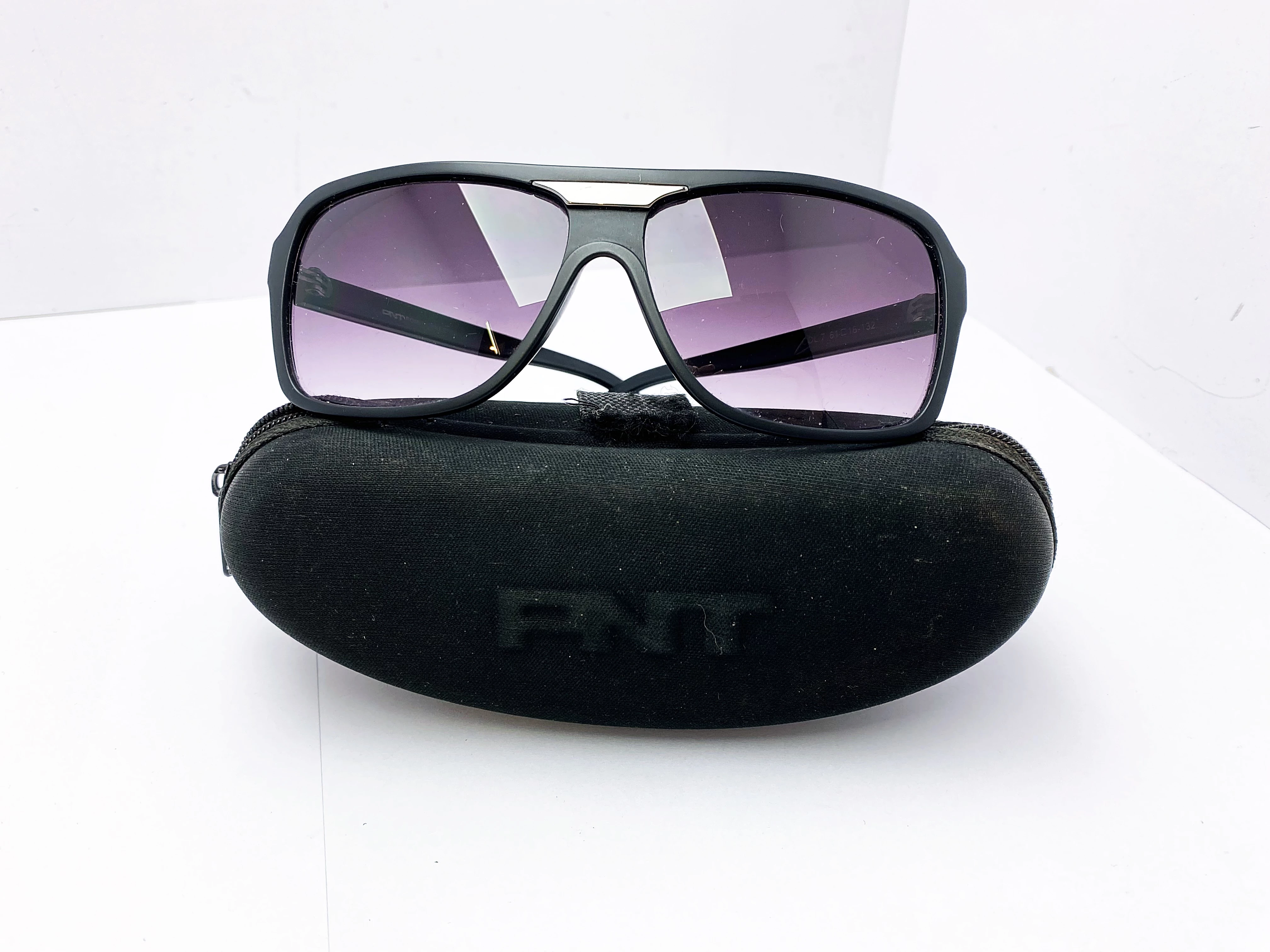 okulary-przeciwsloneczne-pnt-wolnosci-239-zabrze-sj