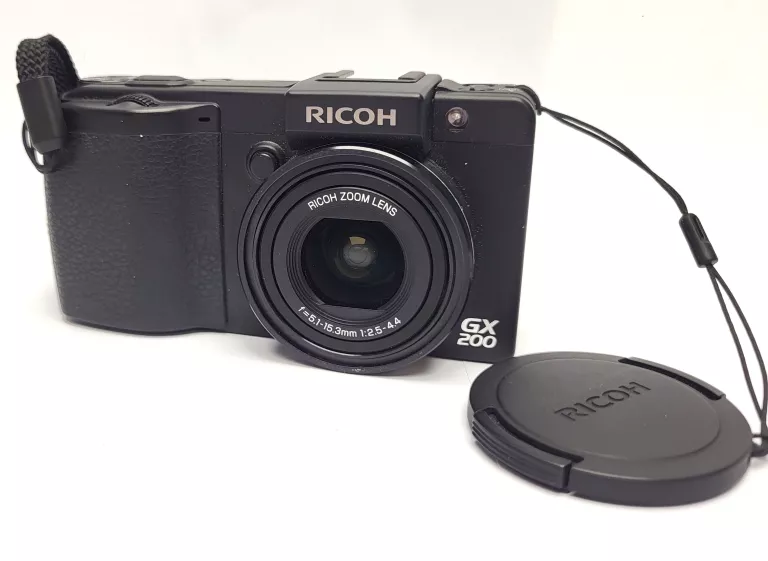 APARAT RICOH GX200 / ŁADOWARKA
