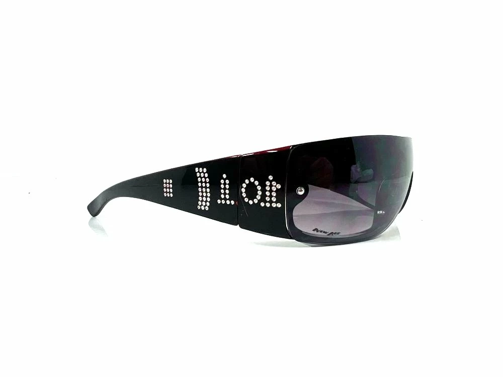 damskie-okulary-przeciwsloneczne-newage-stan-uzywany