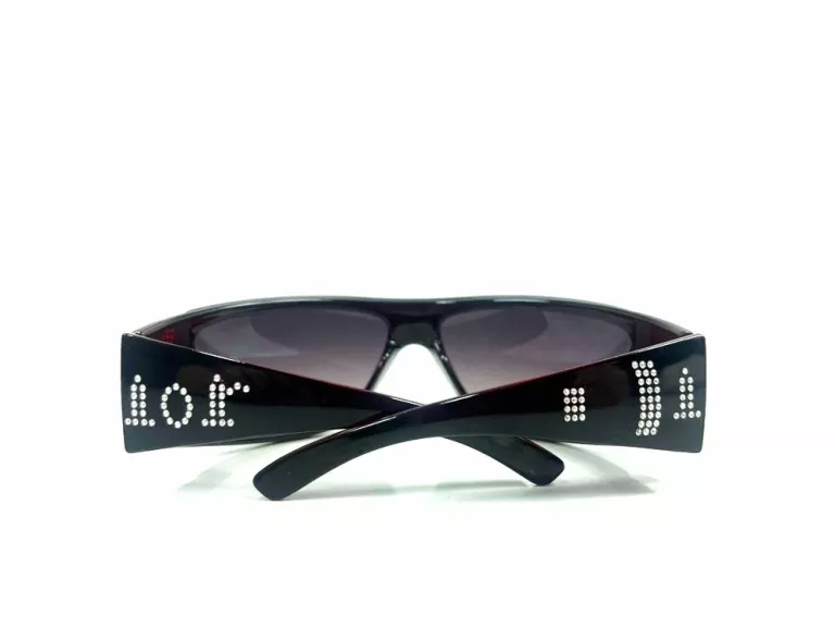 damskie-okulary-przeciwsloneczne-newage-fason-kocie