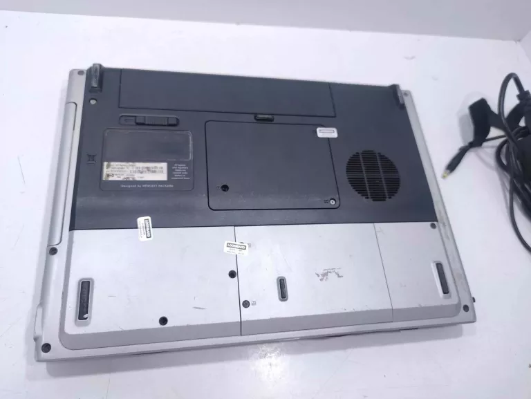 laptop-hp-pavilion-dv5000-4gb-250gb-intel-genuine-t2300-seria-procesora-intel-core-m