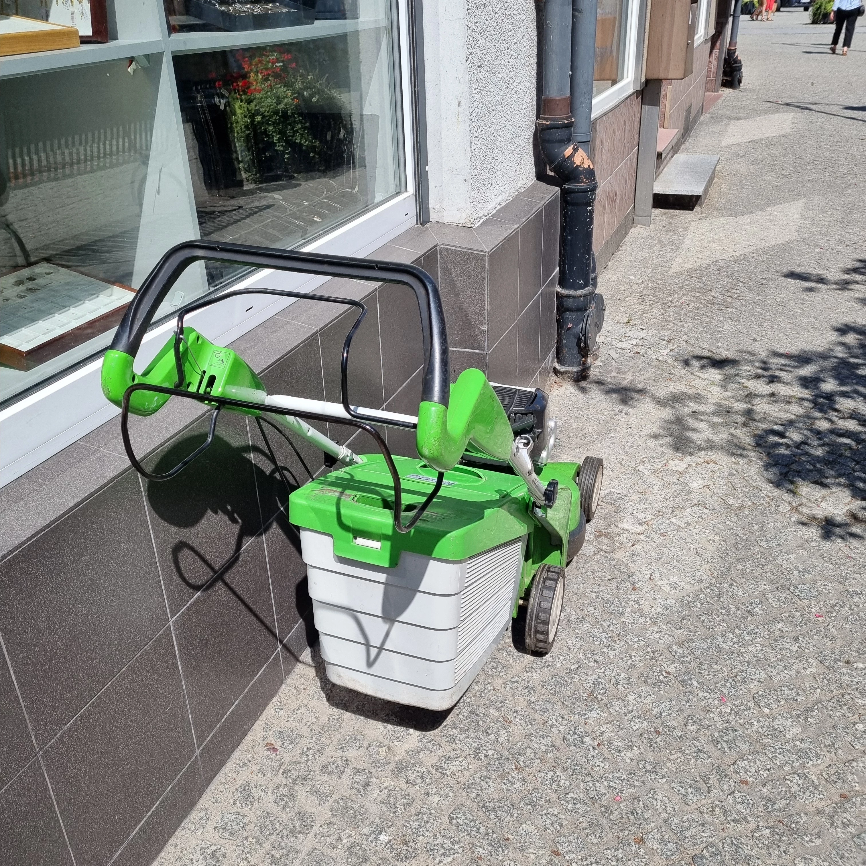 kosiarka-spalinowa-viking-mb-5451-t-marka-viking