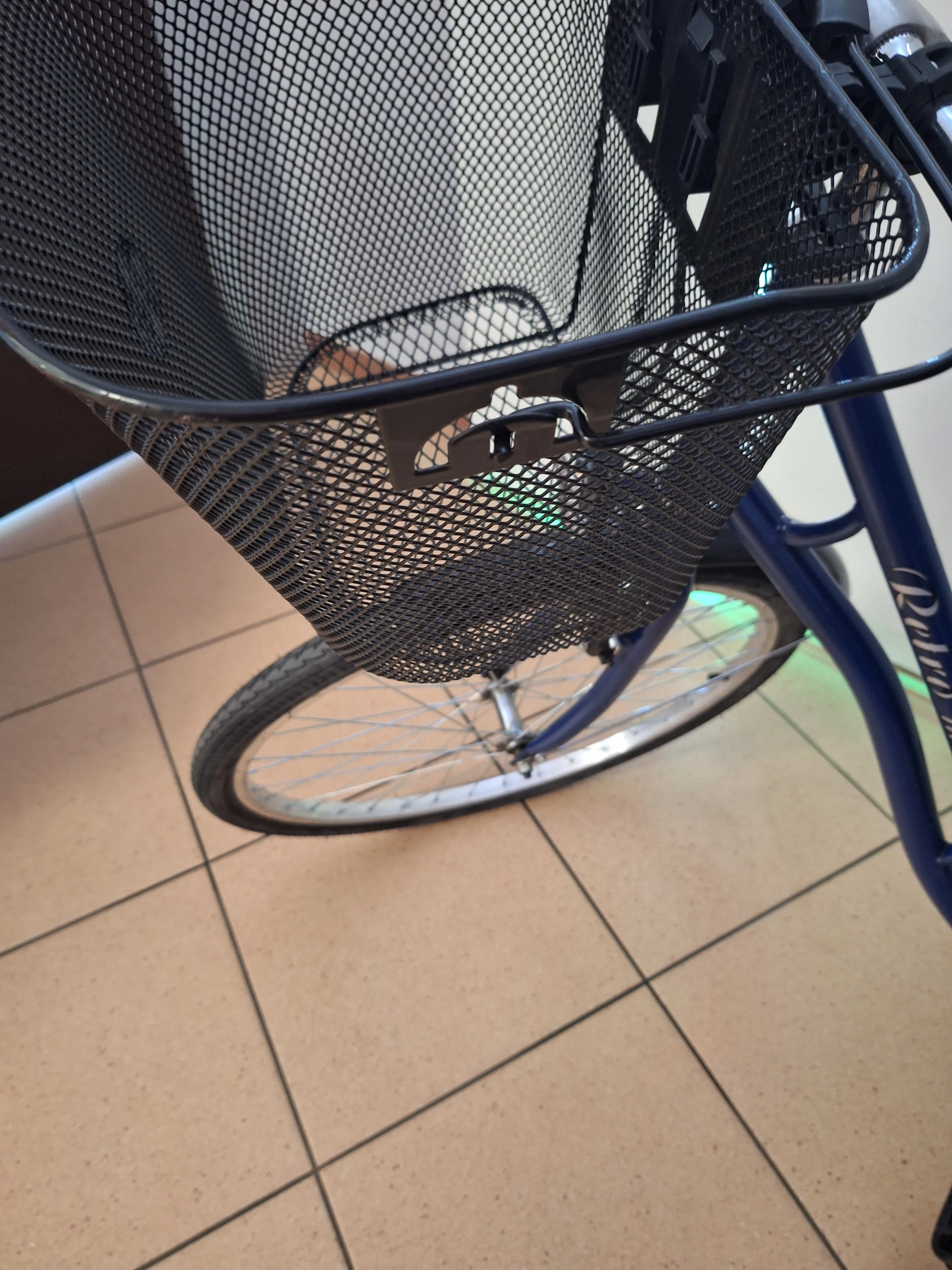 rower-damski-z-koszykiem-retro-damska-28-kod-producenta-retro-s1b-capuccino