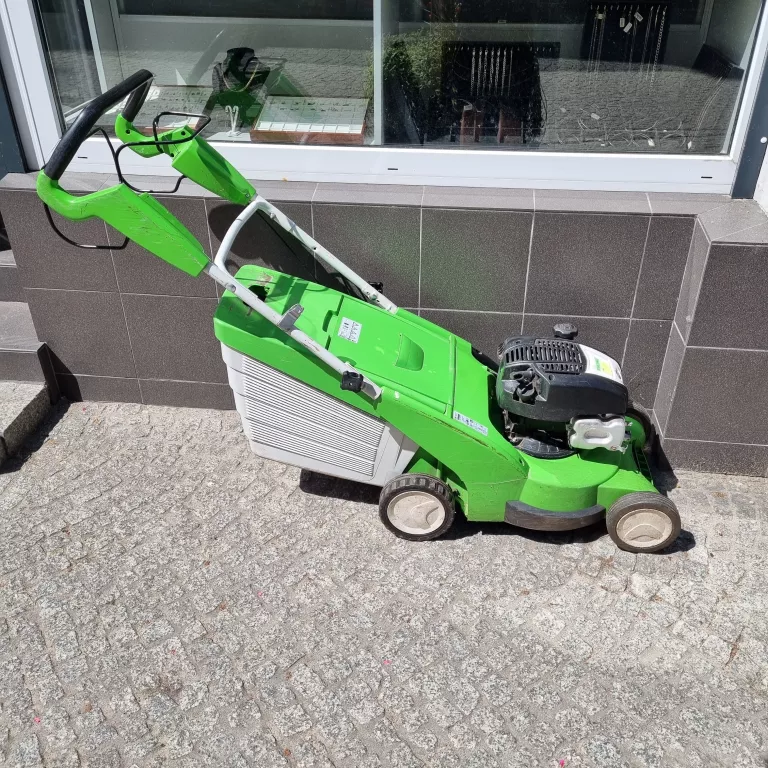 kosiarka-spalinowa-viking-mb-5451-t-sniadeckich-11-znin