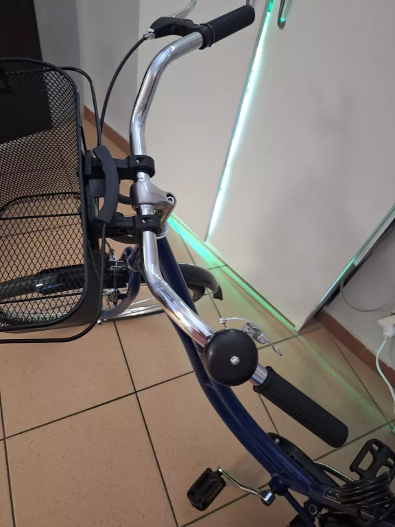 rower-damski-z-koszykiem-retro-damska-28-ean-gtin-5901986492535