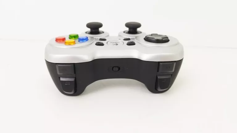 PAD BEZPRZEWODOWY LOGITECH F710
