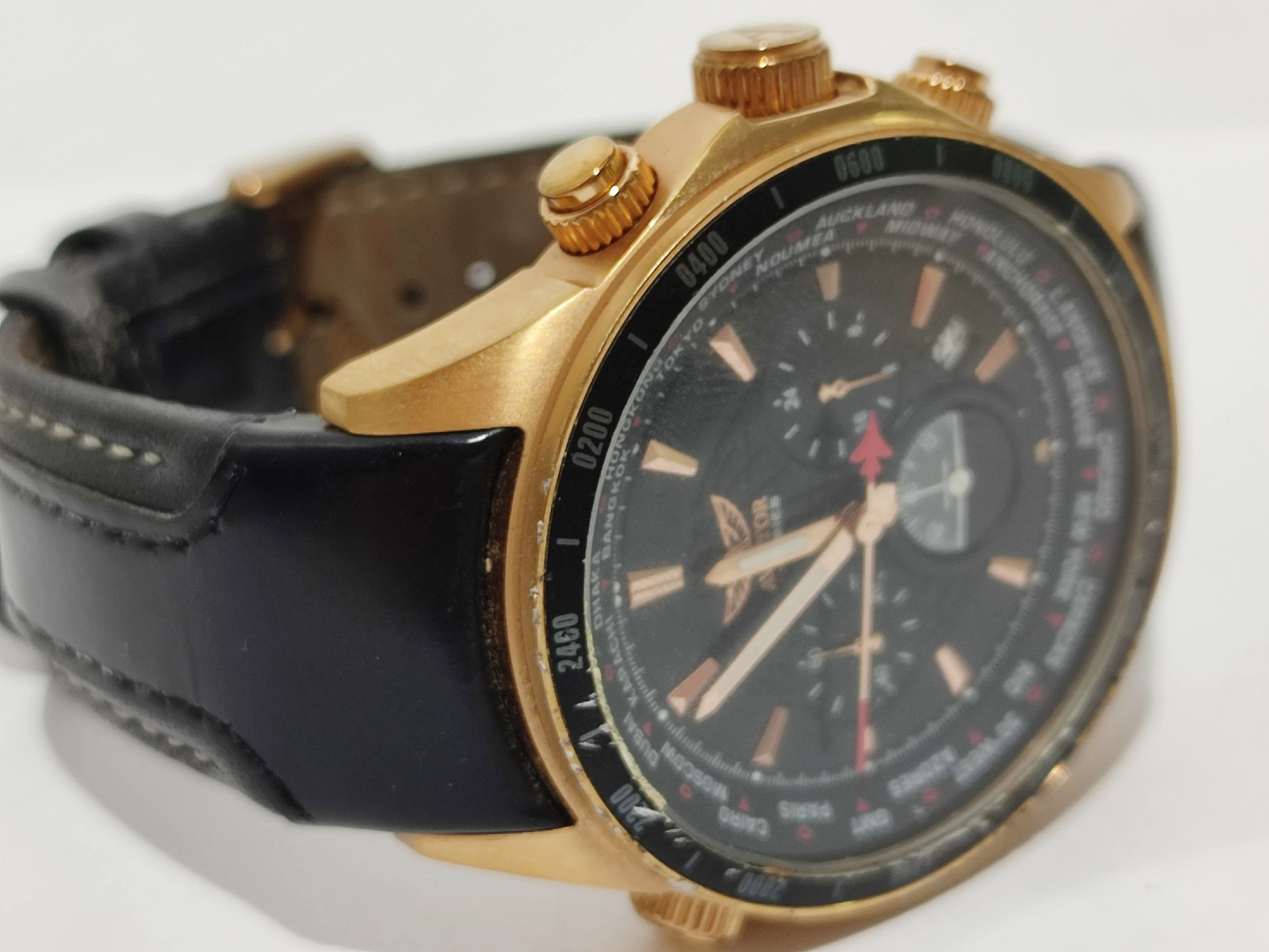 zegarek-meski-aviator-f-series-avw9169g182-ksztalt-koperty-okragla