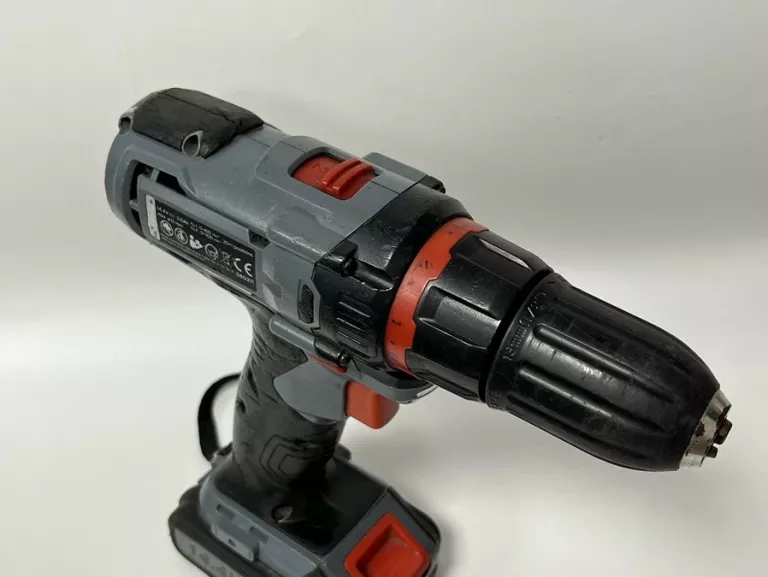 WKRĘTARKA GRAPHITE 58G211 ZASILACZ DWA AKUMULATORY