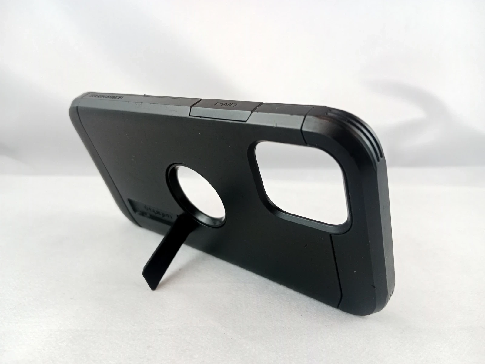 3-x-etui-do-iphone-12-pro-indukcyjne-ladowanie-stan-11323-2