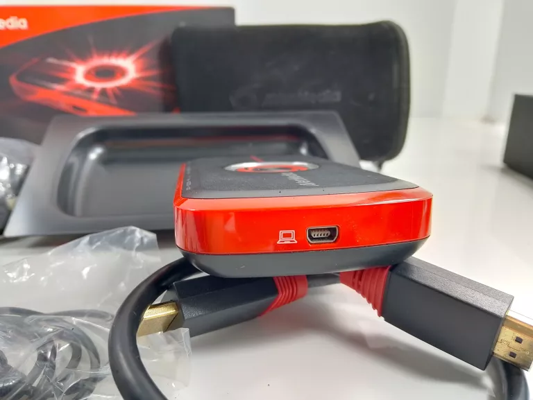 REJESTRATOR OBRAZU AVERMEDIA LIVE GAMER PORTABLE C875