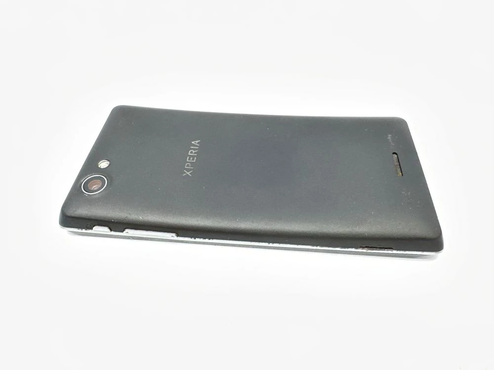 telefon-sony-xperia-j-512mb4gb-503mpx-4-1750mah-przekatna-ekranu-4
