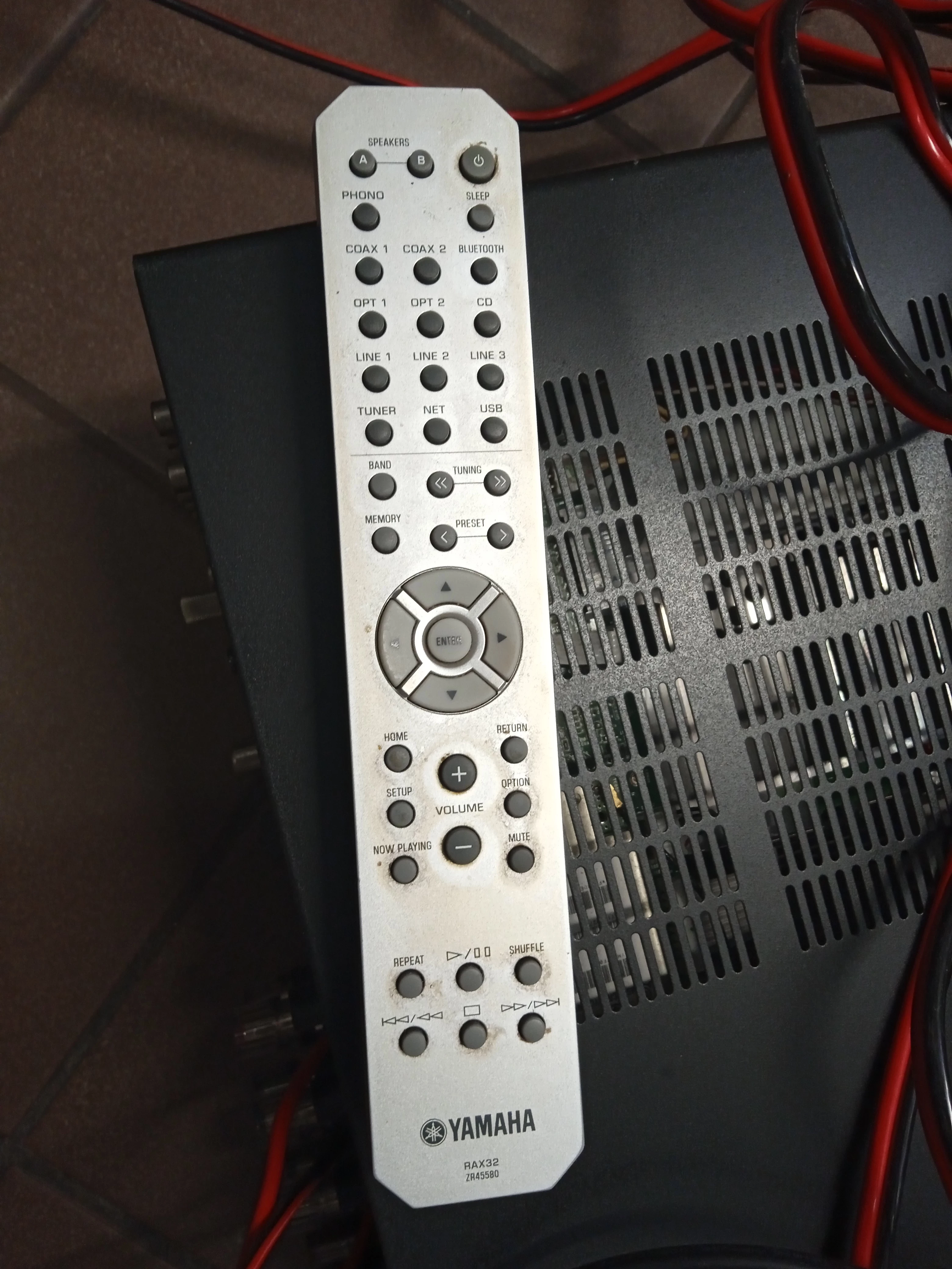 amplituner-yamaha-r-n602-system-dzwieku-208026-235142