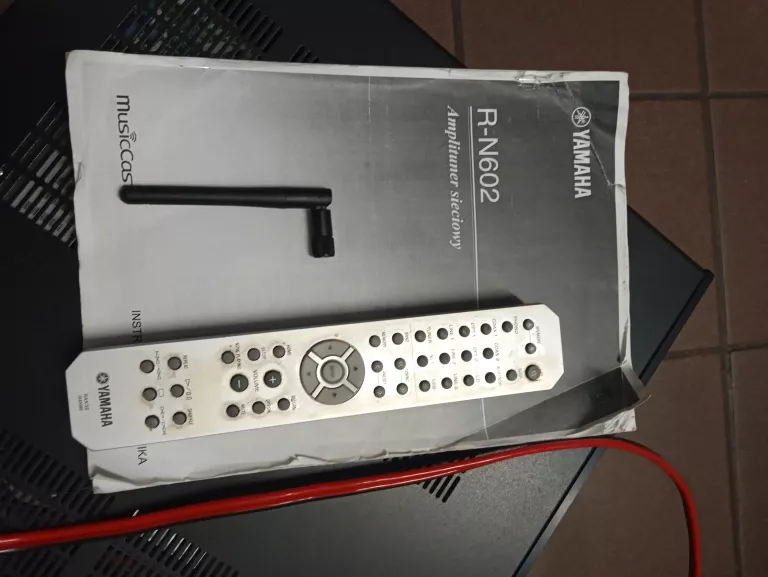 AMPLITUNER YAMAHA R-N602