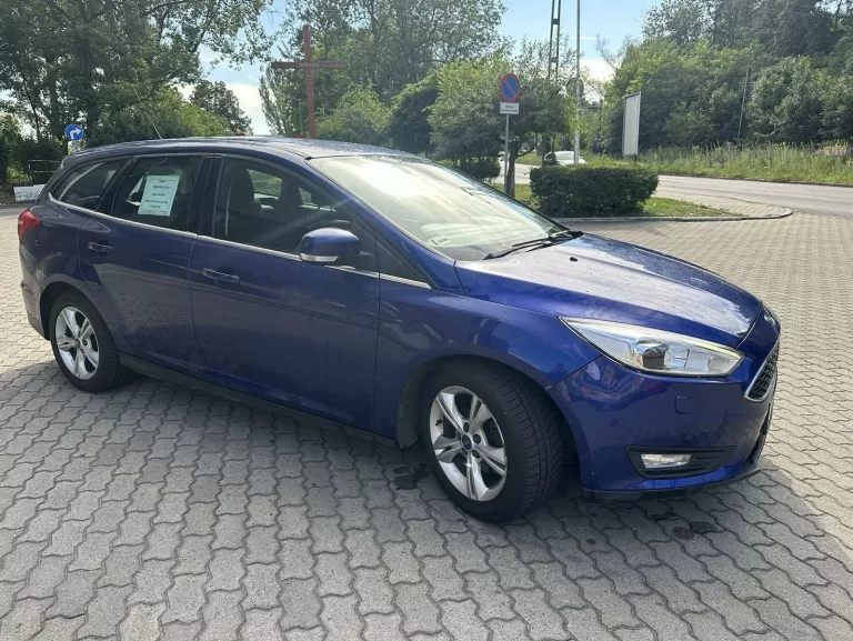 SAMOCHÓD OSOBOWY FORD FOCUS