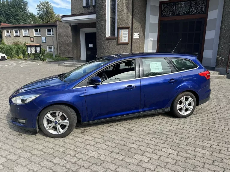 SAMOCHÓD OSOBOWY FORD FOCUS