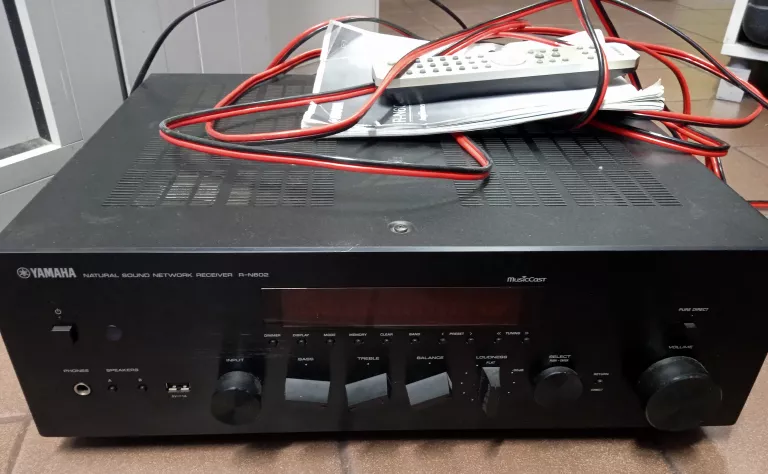 AMPLITUNER YAMAHA R-N602