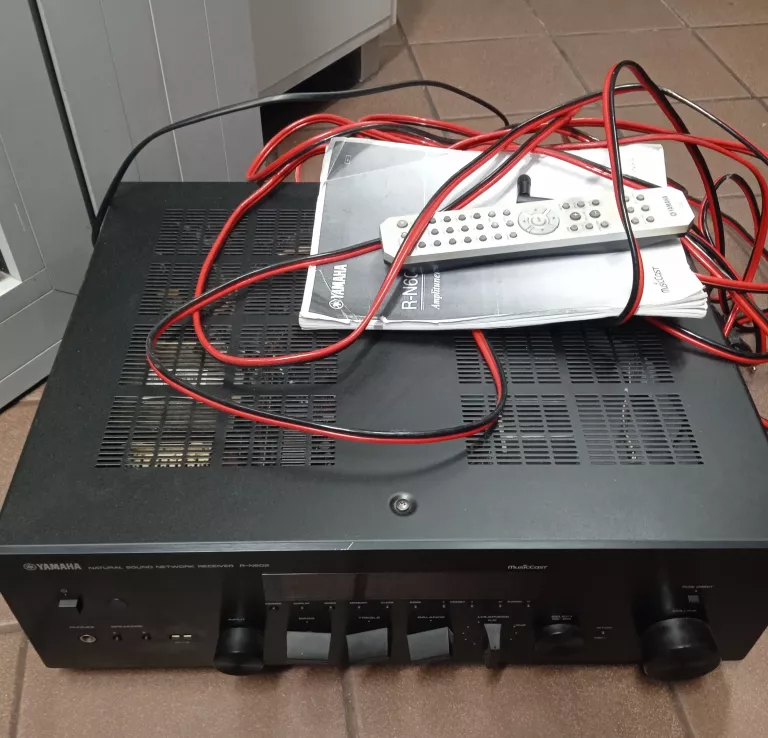 AMPLITUNER YAMAHA R-N602