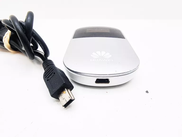 ROUTER HUAWEI E5832 + KABEL
