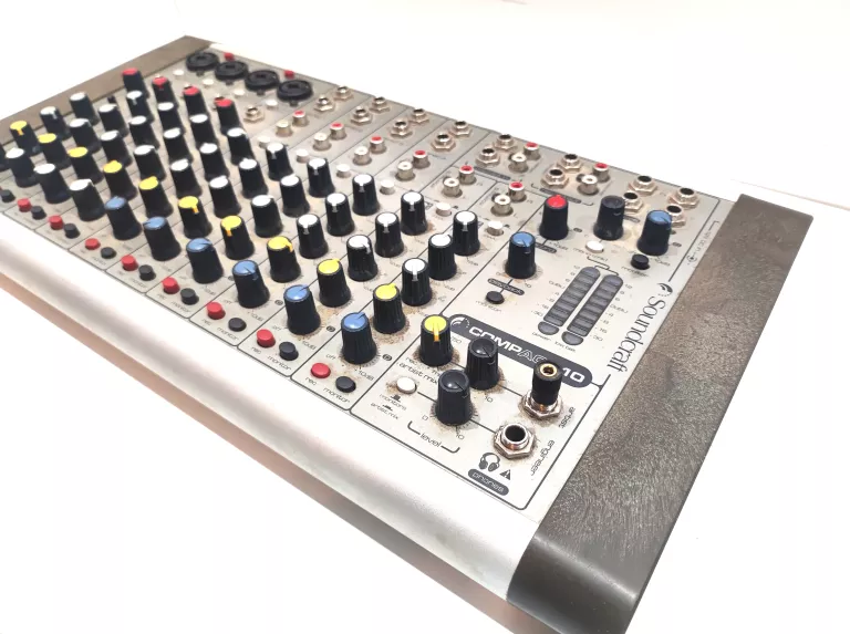 SOUNDCRAFT COMPACT 10 MIKSER FONII