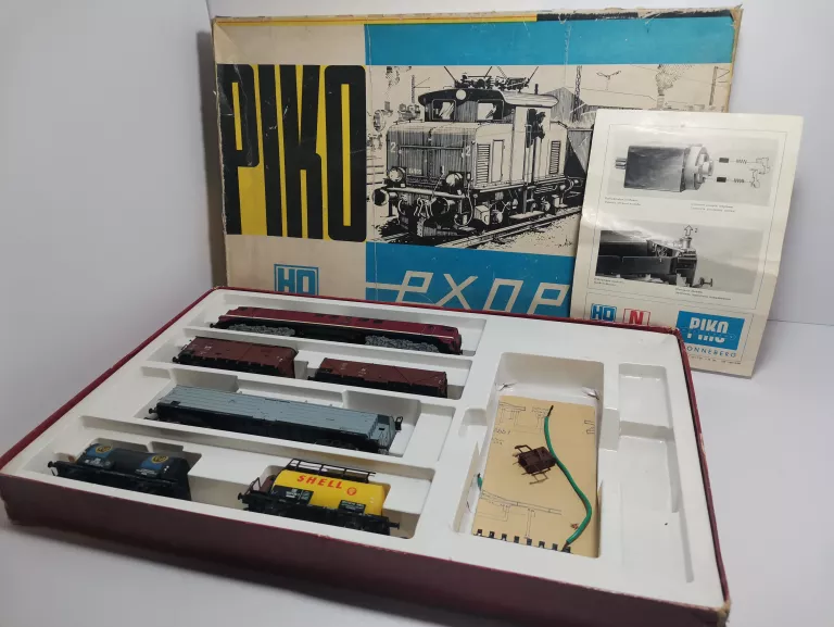 LOKOMOTYWA PIKO BR 130 LUDMIŁA