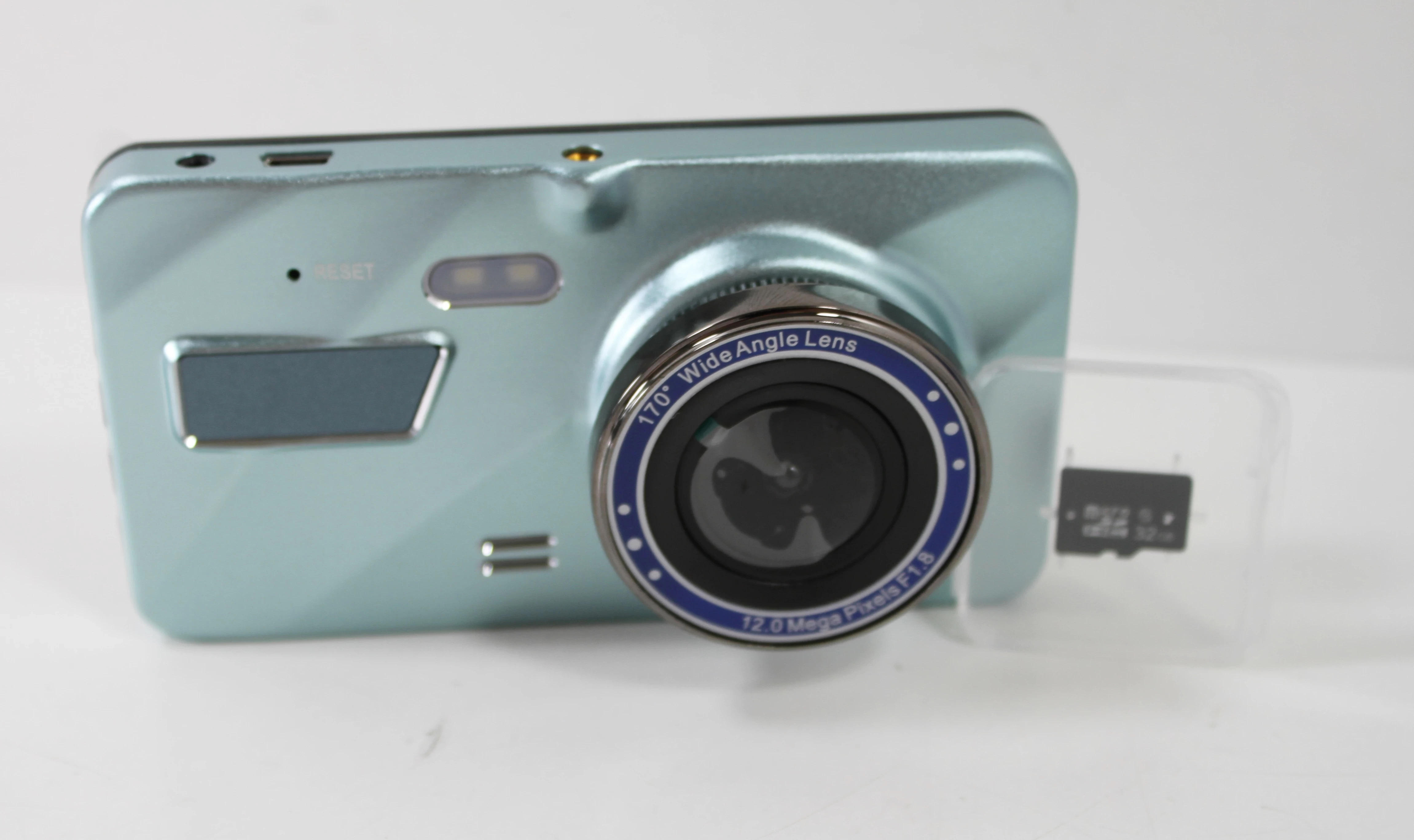 videorejestrator-dual-lens-a10-karta-pamieci-w-zestawie-32-gb