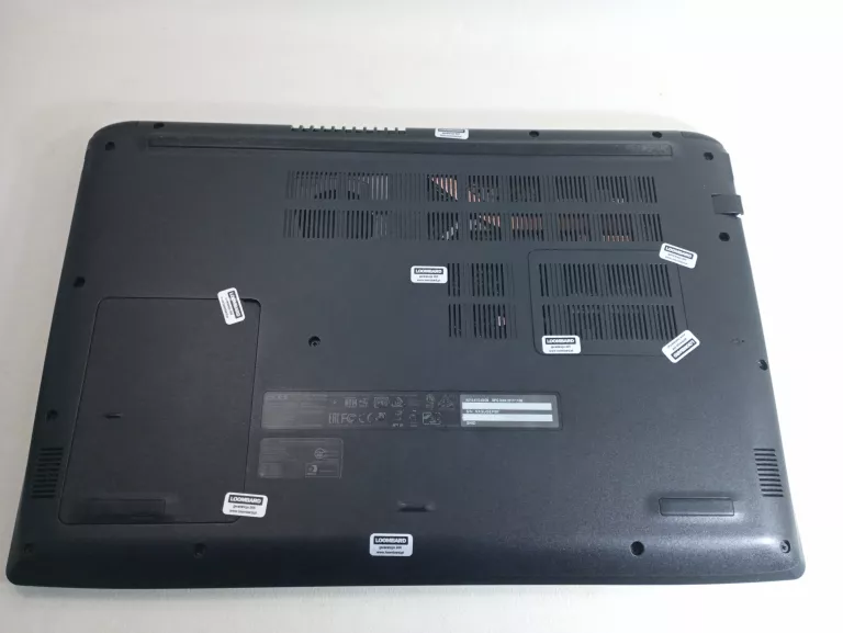 LAPTOP ACER ASPIRE 5 8GB RAM/ I5-8250U/256GB/NVIDIA GEFORCE 940MX 2GB