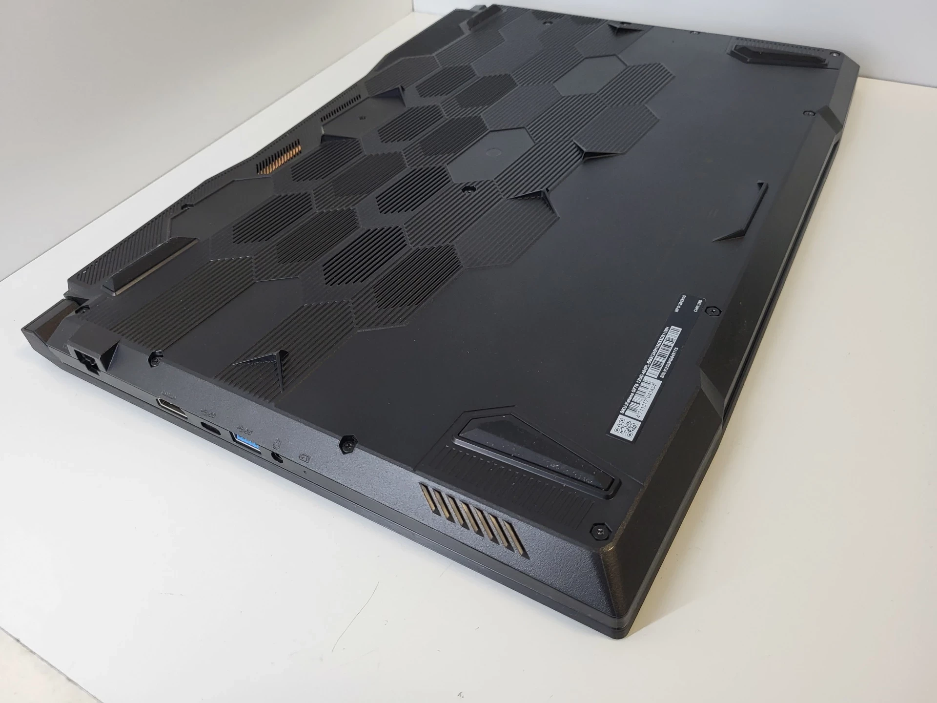 laptop-msi-gf76-12ud-173-gwar-i5-12450h-rtx-3050-ti-16gb-512gb-ssd-144hz-ean-gtin-4711377043434