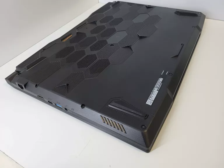 laptop-msi-gf76-12ud-173-gwar-i5-12450h-rtx-3050-ti-16gb-512gb-ssd-144hz-ean-gtin-4711377043434